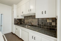 Amenities: Historic Building • Electric Fireplace • Heat & Water Included Suite & Building: Bachelor... (image 4)