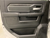 Check out this vehicle's pictures, features, options and specs, and let us know if you have any ques... (image 8)