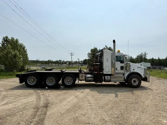 2020 KENWORTH T800 in Heavy Trucks in Saskatoon - Image 5