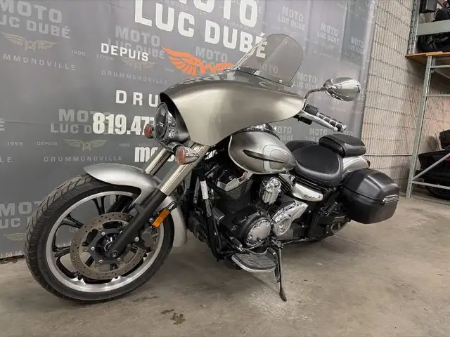2012 Yamaha V-Star 950 Tourer in Street, Cruisers & Choppers in Drummondville - Image 8