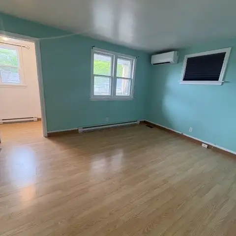 16 COTTAGE ROAD - UPPER&LOWER UNITS AVAILABLE NOW! LAUNDRY INCL in Long Term Rentals in City of Halifax - Image 14