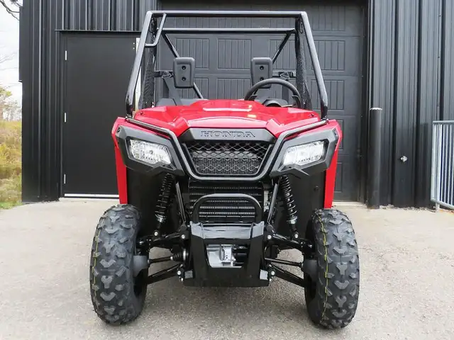 2026 Honda Pioneer 520 in ATVs in Cambridge - Image 5