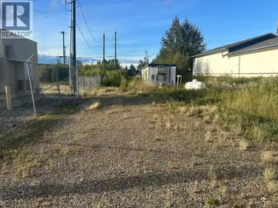 Industrial lot for sale in Peace River's North end! Great place to build your business or utilize th...