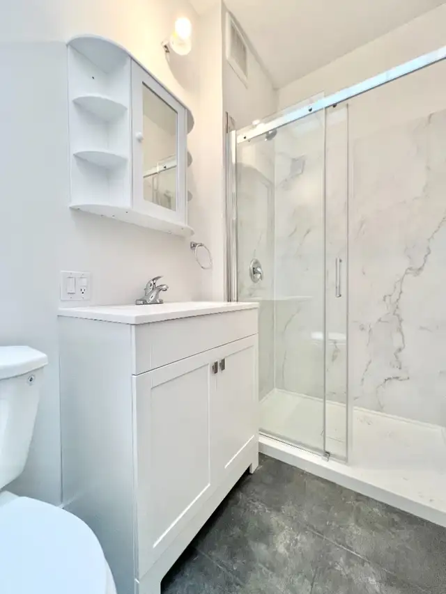 Magnifique 5.5 à Verdun - Électros inclus - Disponible! in Long Term Rentals in City of Montréal - Image 19