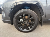 One Owner verified, Tonneau Cover, Owner Manual, Rubber Mats, Spare tire, RAV4 Hybrid XSE, 2.5L 4-Cy... (image 9)