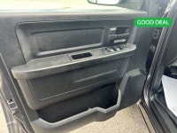 Welcome to Legacy Dodge Claresholm. Air Conditioning, Power Windows, Power Doors, Cruise Control! Hu... (image 6)