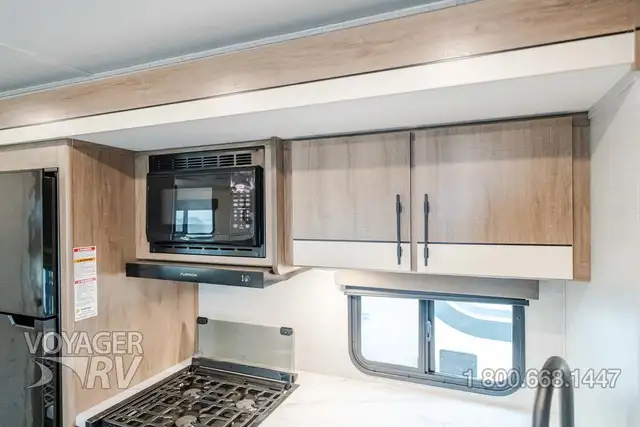 2023 Grand Design Imagine XLS 23BHE in Travel Trailers & Campers in Kelowna - Image 32