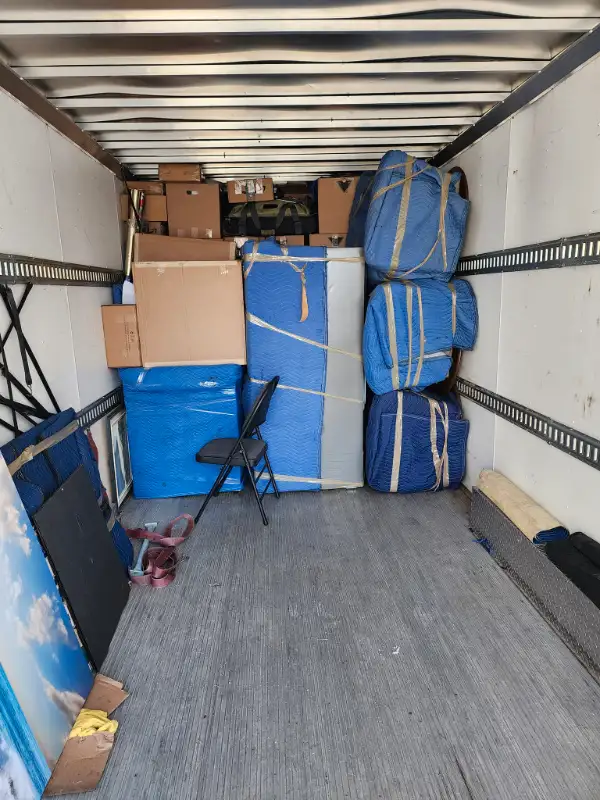 MOVING PROMO - 3 Movers + Truck + Insurance 155$62863724154755124