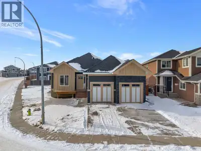 NEW BUILD!! CORNER LOT!! HUGE LOT(7857 SQFT)!! HIGH-PITCH BUNGALOW!! DOUBLE TANDEM ATTACHED GARAGE!!...