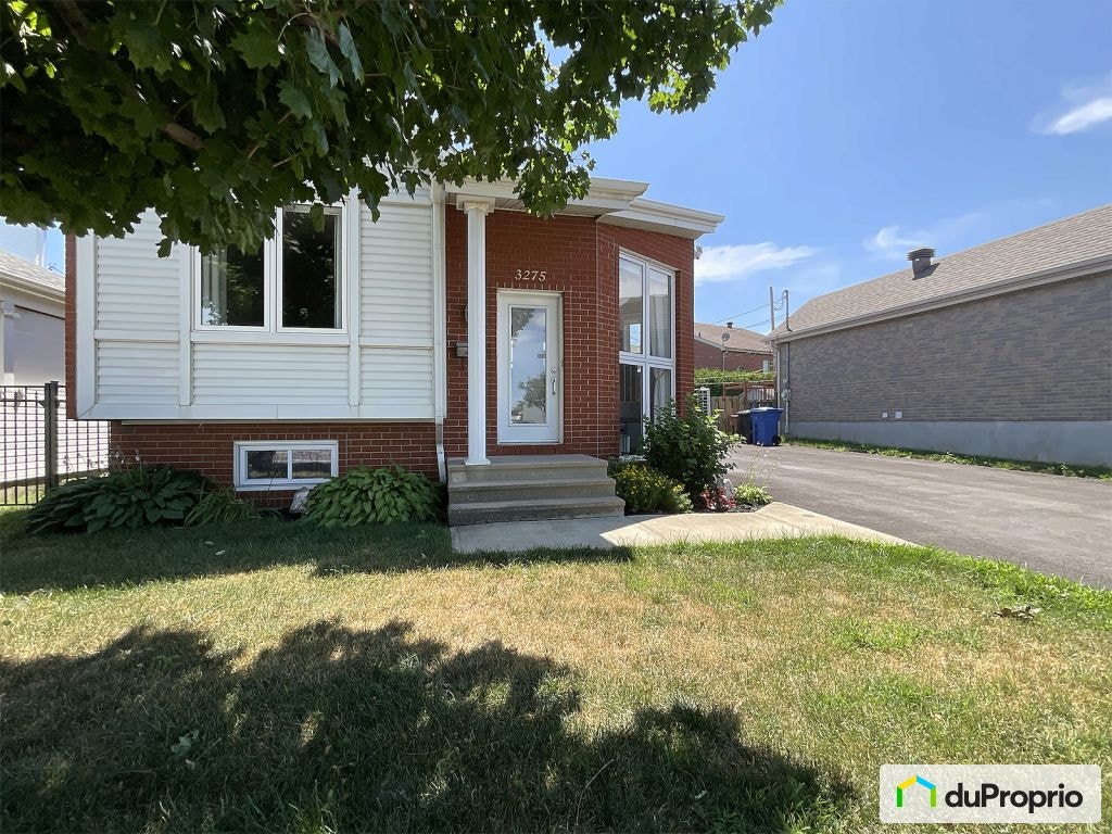 $739,988 - Bungalow for sale in Longueuil (St-Hubert) — photo 2