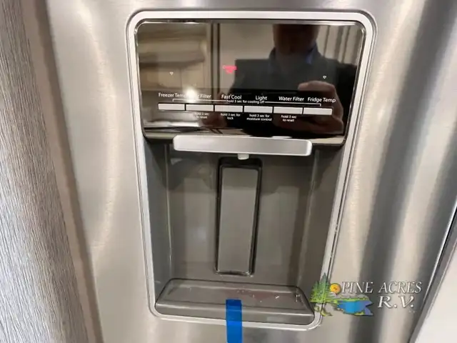 2023 Newmar Kountry Star 4037 Diesel Pusher 360 h.p. in RVs & Motorhomes in Moncton - Image 27