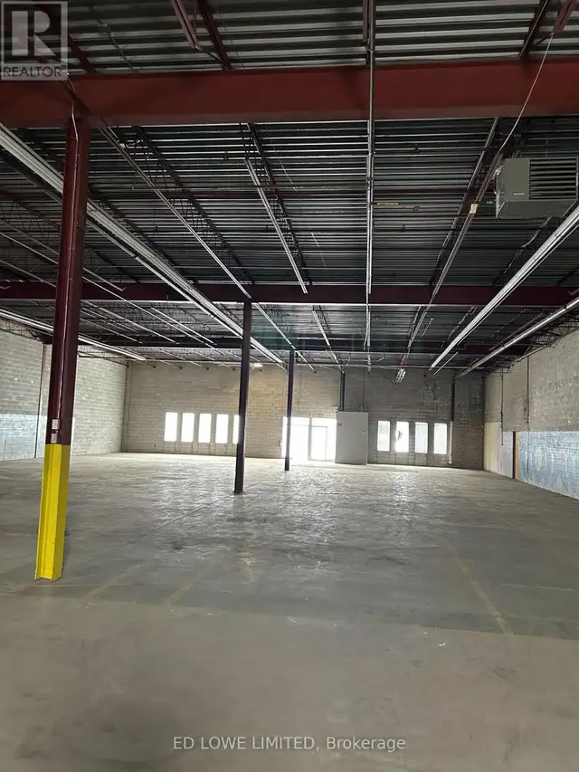 11 & 12 - 230 BAYVIEW DRIVE Barrie (0 East), Ontario in Commercial & Office Space for Rent in Barrie - Image 5