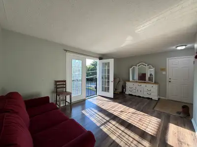 Apartment for Rent This 2 bed, 1 bath apartment at 30 Young Street offers a comfortable place to cal...