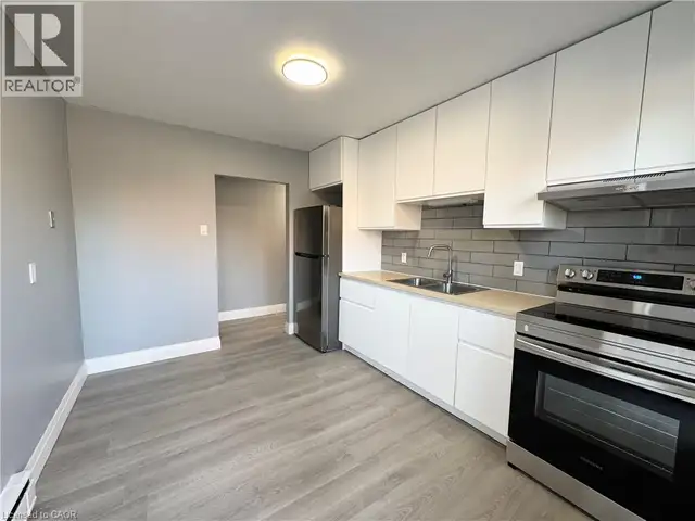 20 RAITAR Avenue Unit# 4 Kitchener, Ontario in Long Term Rentals in Kitchener / Waterloo - Image 6