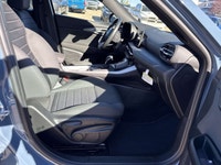 Only 1,069 Miles! This Dodge Hornet boasts a Intercooled Turbo Premium Gasoline I-4 2.0 L/122 engine... (image 4)
