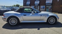 FINANCING AVAILABLE – 2001 BMW Z3 ROADSTER CONVERTIBLE! Looking for a true driver's car and future c... (image 7)