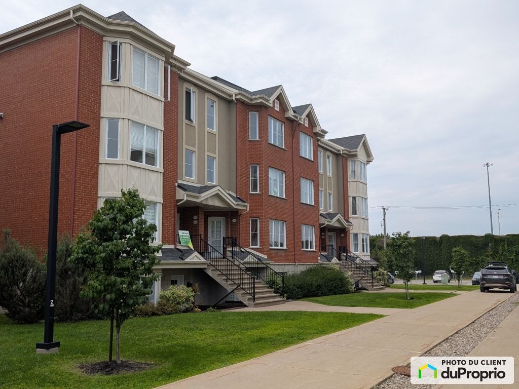 $339,900 - Condominium for sale in Mascouche — photo 1