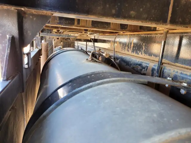 2013 WESTERN STAR 6900XD in Heavy Trucks in Saskatoon - Image 97