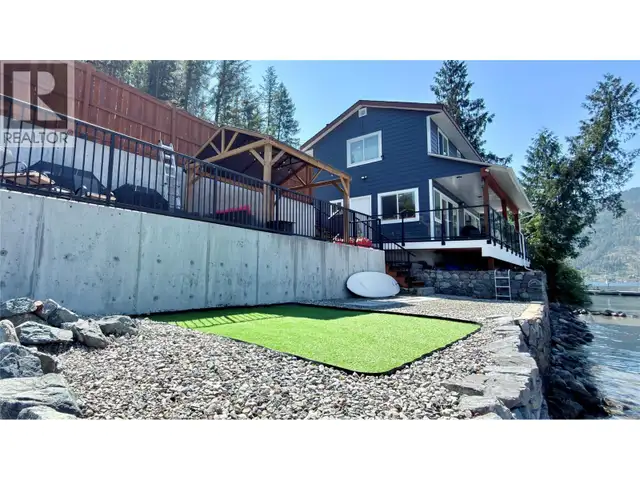 3109 East Lake Drive Christina Lake, British Columbia in Houses for Sale in Penticton - Image 22