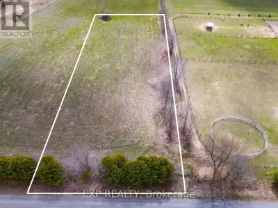 Set on a quiet road between Roseneath & Warkworth, this newly severed 1.034 acre building lot presen...