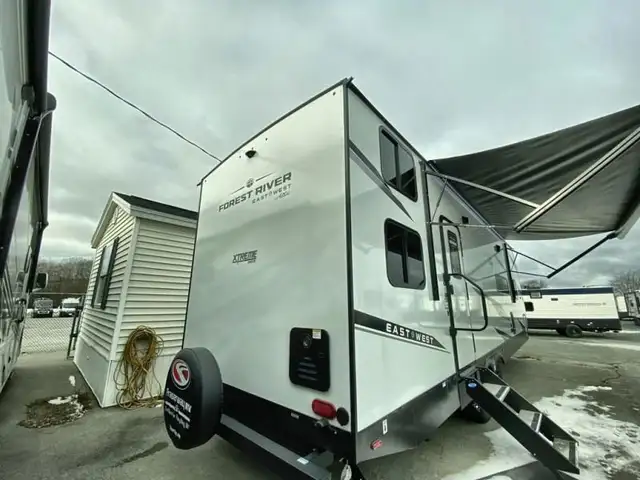 2025 EAST TO WEST Alta 3100KXT in Travel Trailers & Campers in Bedford - Image 9