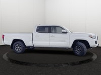This Toyota Tacoma has a powerful Regular Unleaded V-6 3.5 L/211 engine powering this Automatic tran... (image 6)