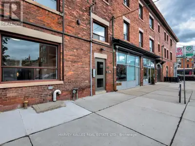 Rare opportunity to lease a bright and intimate 212 sq ft retail/studio space at 163 Lauder Ave in t...