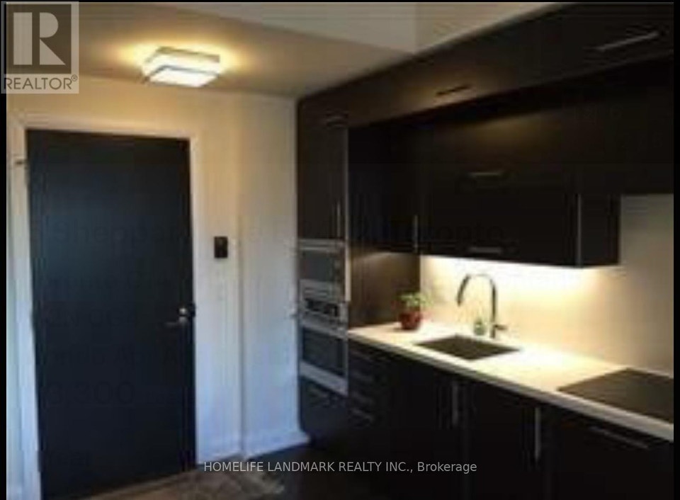 2422 - 5 SHEPPARD AVENUE E Toronto (Willowdale East), Ontario 2
