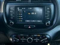 2021 Kia Soul Appelez-nous afin de fixer une rencontre — nous travaillons sur rendez-vous seulement... (image 5)