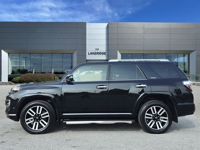 2023 Toyota 4Runner Limited 7 Passenger in Cars & Trucks in Oshawa / Durham Region - Image 3