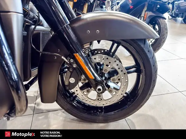 2021 HARLEY DAVIDSON FLHTK ELECTRA GLIDE in Street, Cruisers & Choppers in Laurentides - Image 9