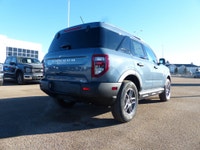 HEATED CLOTH FRONT SEATS! 13.2" TOUCHSCREEN WITH APPLE CARPLAY! ADAPTIVE CRUISE CONTROL WITH STOP&GO... (image 5)