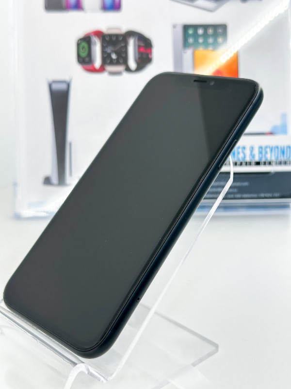 IPhone XR– PHONES & BEYOND - 1 Month Store Warranty in Cell Phones in Kitchener / Waterloo