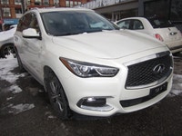 FINISHED IN PEARL WHITE WITH BLACK LEATHER INTERIOR. 7 PASSENGER. ALLOY WHEELS, SUNROOF, HEATED SEAT... (image 5)