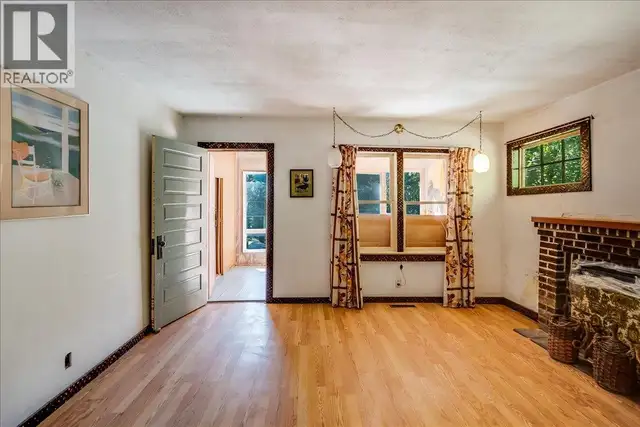 3788 Broadwater Road Castlegar, British Columbia in Houses for Sale in Nelson - Image 16