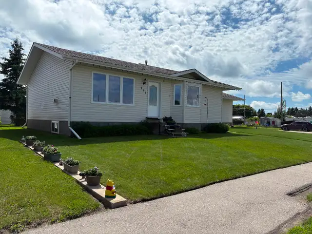 House for sale in St Louis