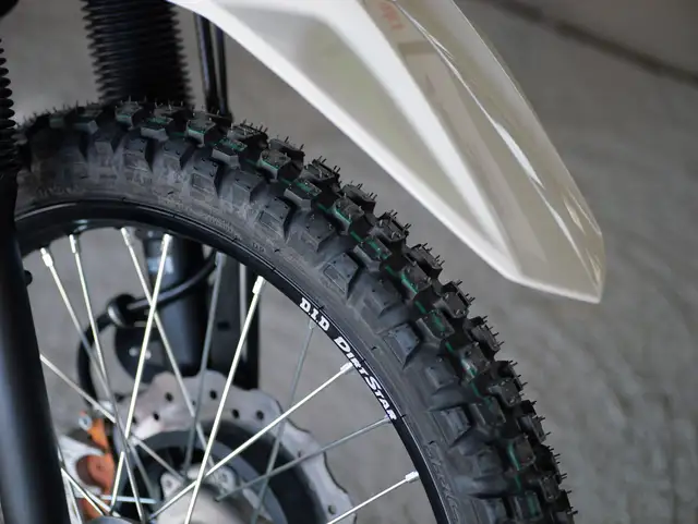 2026 Kawasaki KLX230 SHERPA S DUAL-SPORT / OFF-ROAD /STREET BIKE in Street, Cruisers & Choppers in Trenton - Image 11