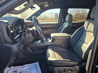 2023 Chevrolet Silverado 1500 ZR2 with 39,839 km! Clean history with no accidents See Carfax report... (image 7)