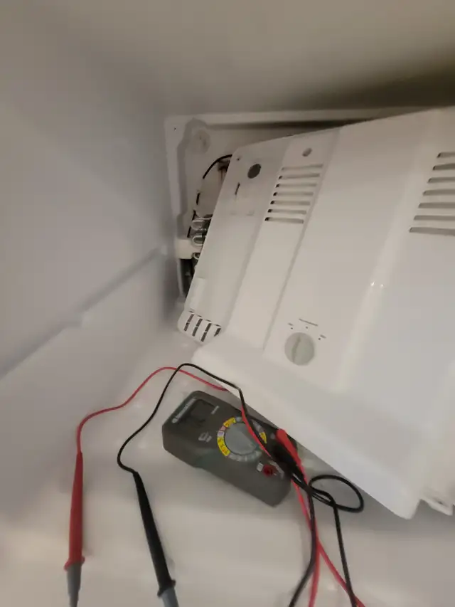 Appliance technicion63826836237313120