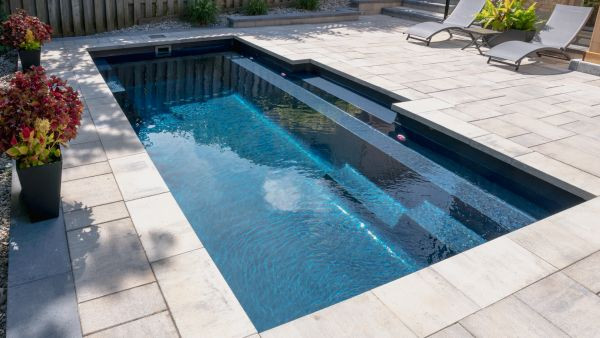 ** Premier Fibreglass Pool Installations in the West GTA ** dans Autre  à Hamilton - Image 4