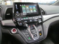 Built for busy family life, this used 2018 Honda Odyssey EX delivers the space, power, and everyday... (image 5)