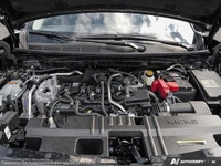 This Nissan Kicks has a durable Regular Unleaded I-4 2.0 L/122 engine powering this Variable transmi... (image 7)