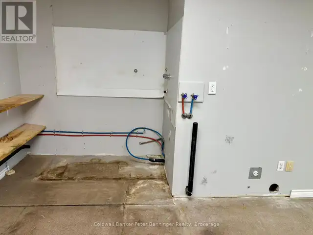 3B - 130 KINCARDINE HIGHWAY Brockton, Ontario in Commercial & Office Space for Rent in Owen Sound - Image 8