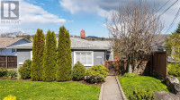 3855 Rowland Ave Saanich, British Columbia