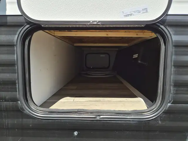 2022 Keystone Springdale Mini 1740RK in Travel Trailers & Campers in Ottawa - Image 9
