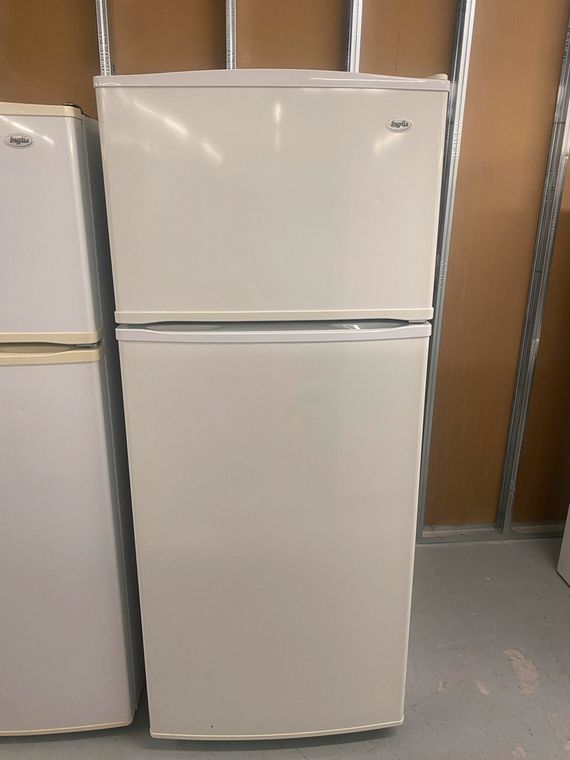 4923 Réfrigérateur Fridge 28" INGLIS White Refrigerator Fridge