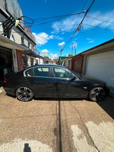 BMW 335I RWD 6 SPEED MANUAL great car fast and stock l