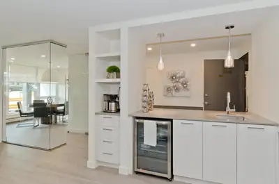 2 Bedroom - 2010 Ulster Rd. NW
