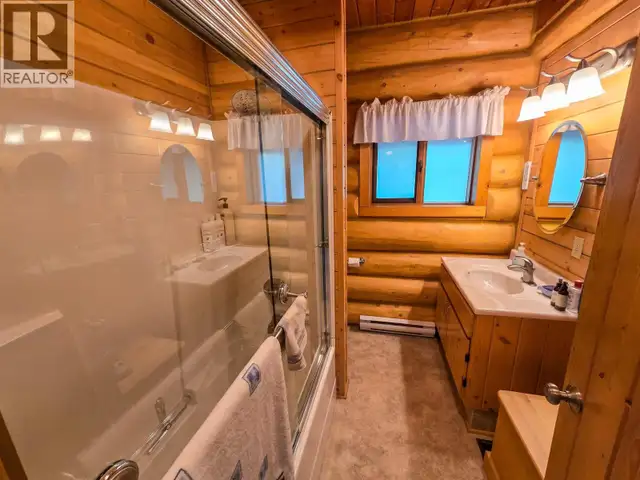7145 LINCOLN DRIVE Bridge Lake, British Columbia in Houses for Sale in 100 Mile House - Image 19