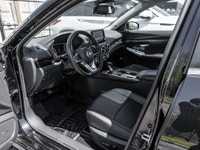 2023 Nissan Sentra SR Premium Package Super Black 2.0L 4-Cylinder DOHC 16V FWD CVT with Xtronic 4D S... (image 6)